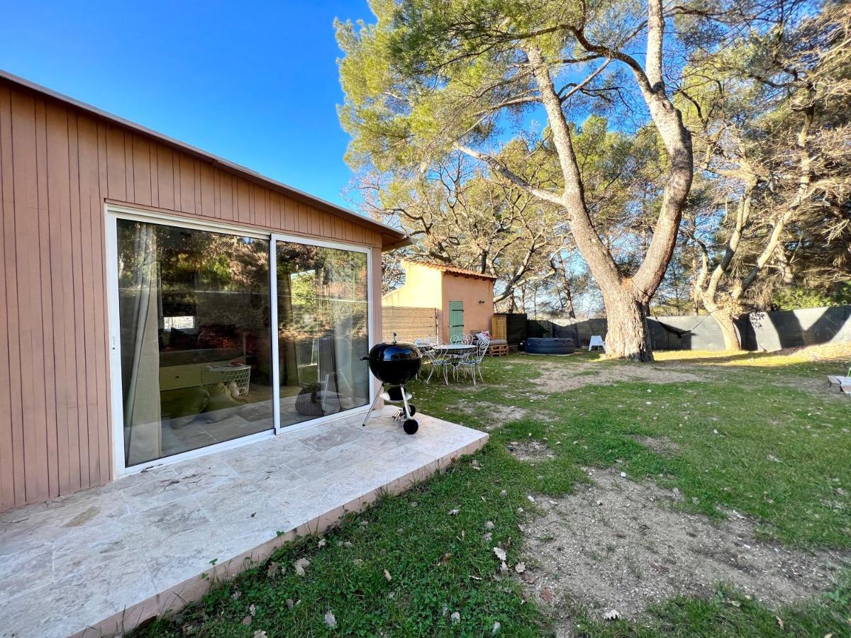 Maison Provencale Au Calme De La Campagne Avec Jacuzzi Aix-en-Provence Exteriör bild