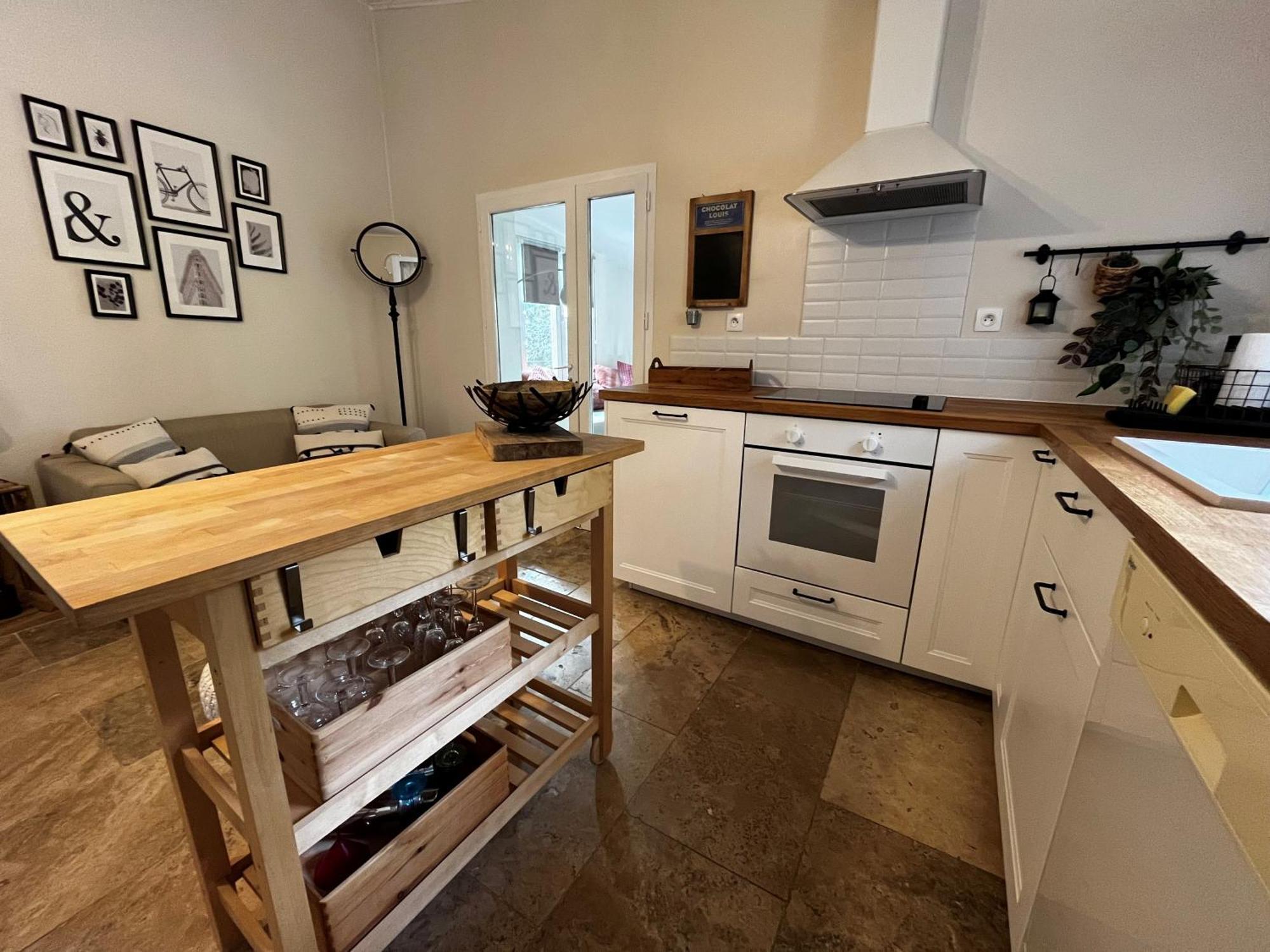 Maison Provencale Au Calme De La Campagne Avec Jacuzzi Aix-en-Provence Exteriör bild