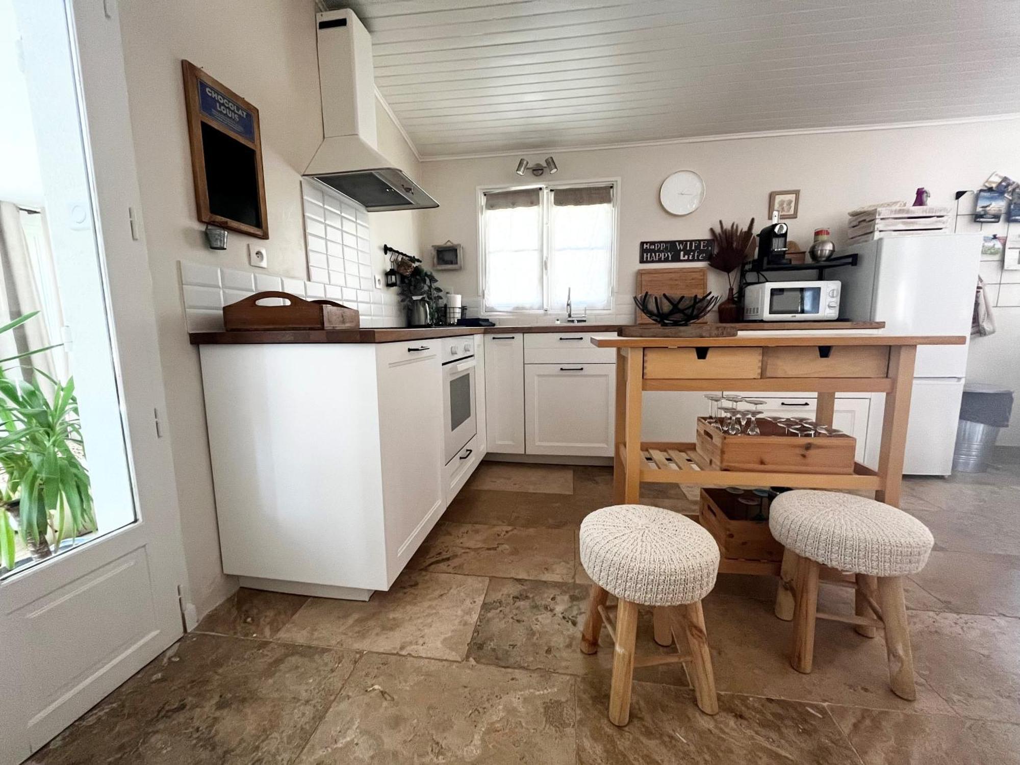 Maison Provencale Au Calme De La Campagne Avec Jacuzzi Aix-en-Provence Exteriör bild