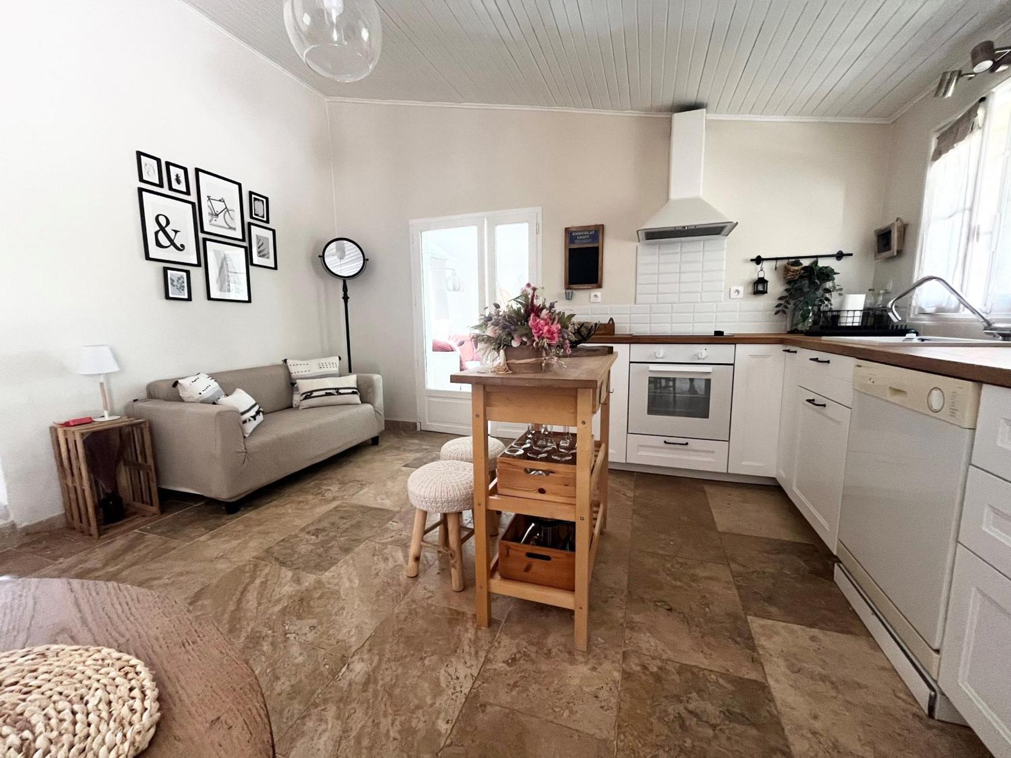 Maison Provencale Au Calme De La Campagne Avec Jacuzzi Aix-en-Provence Exteriör bild