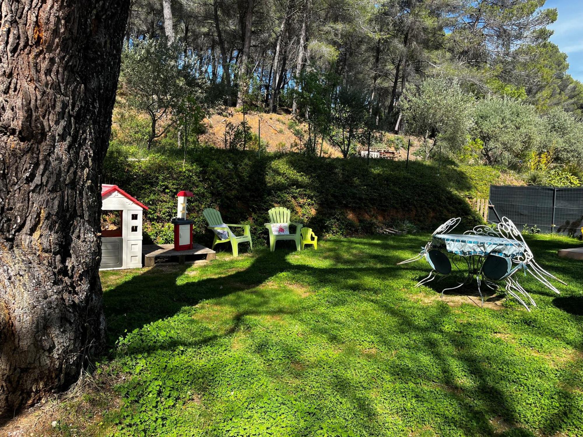 Maison Provencale Au Calme De La Campagne Avec Jacuzzi Aix-en-Provence Exteriör bild