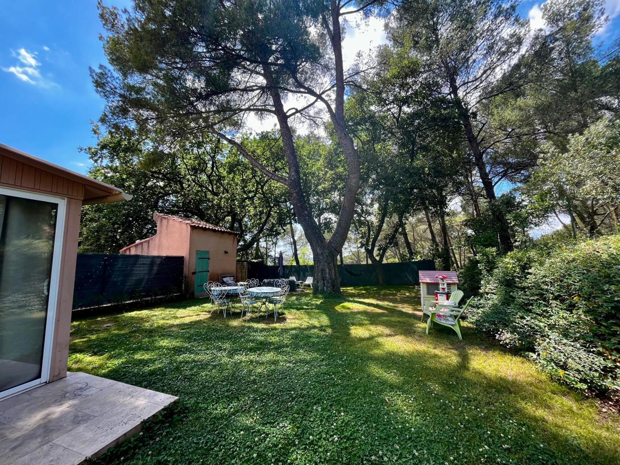 Maison Provencale Au Calme De La Campagne Avec Jacuzzi Aix-en-Provence Exteriör bild